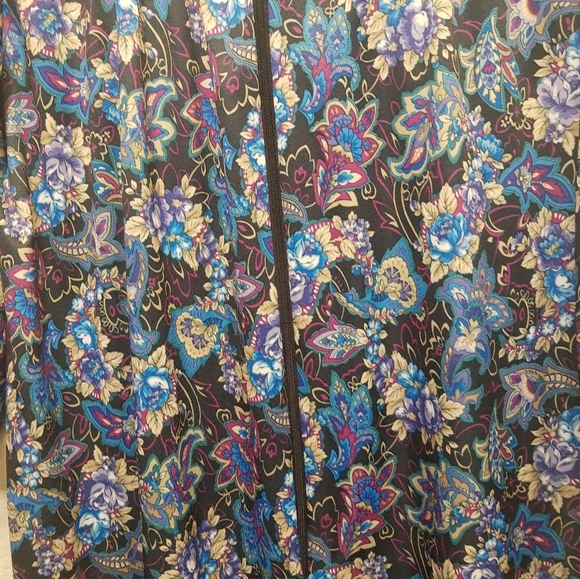 Essential Needs Womens  Night Dress With Front Zip And Sleeves - Picture 10 of 11